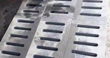 吉林市 芝麻灰石材沟盖板