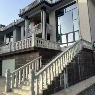吉林市 芝麻白别墅阳台栏杆，楼梯栏杆