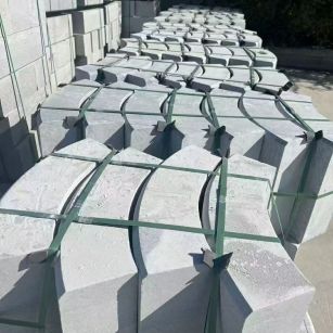 吉林市 芝麻灰弧形路沿石