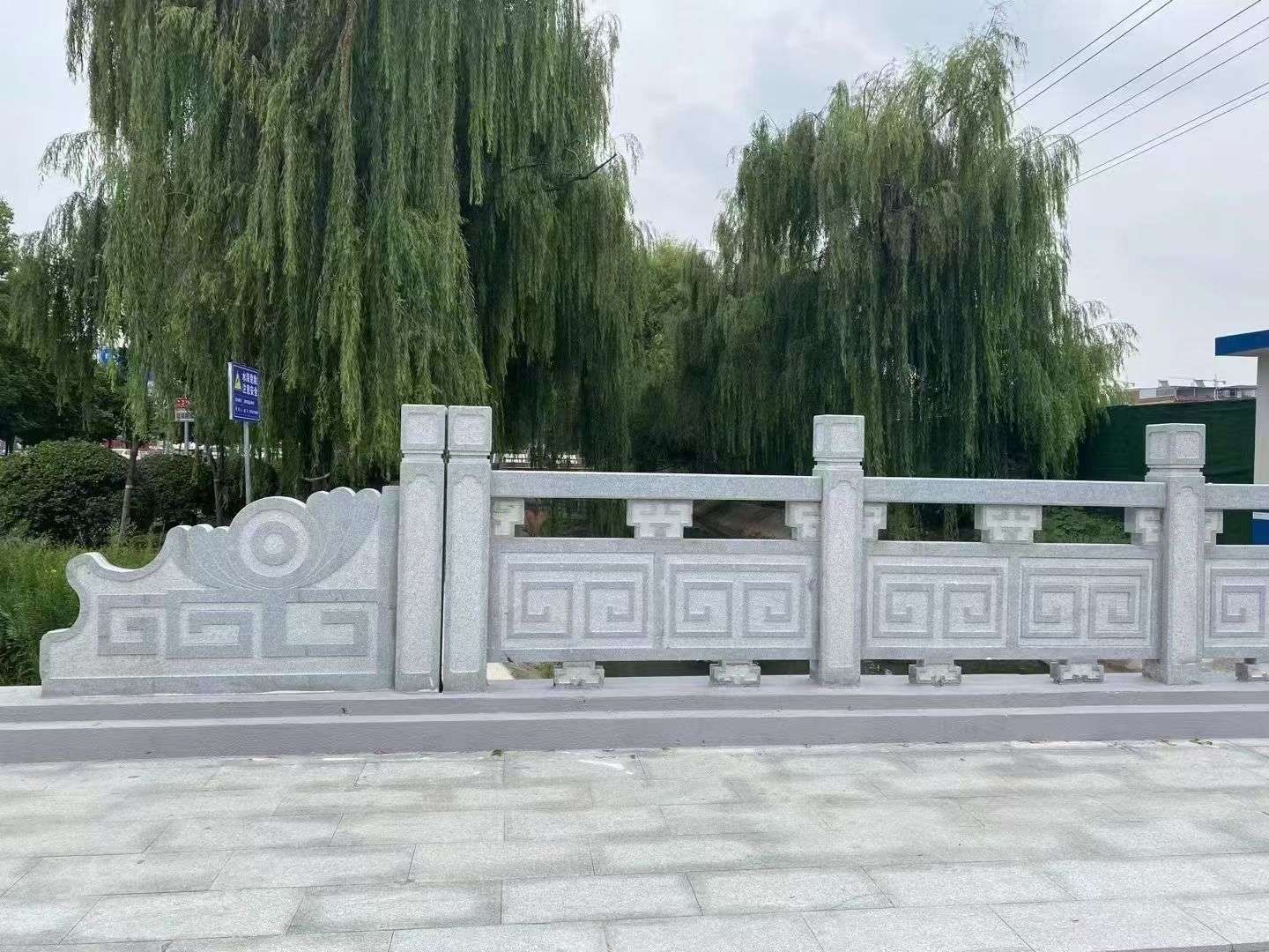 吉林市 芝麻灰桥栏杆、河道栏杆安装效果