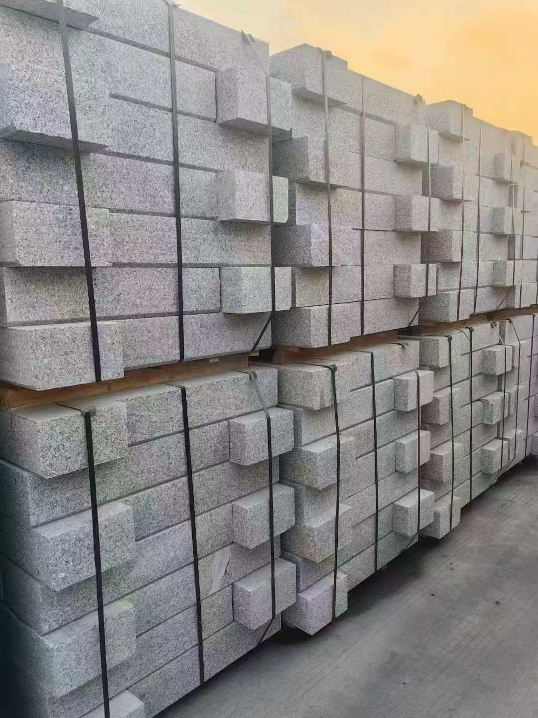 吉林市 芝麻白路沿石