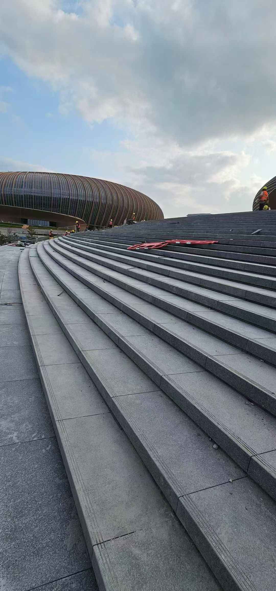 吉林市 弧形整石台阶铺装效果图